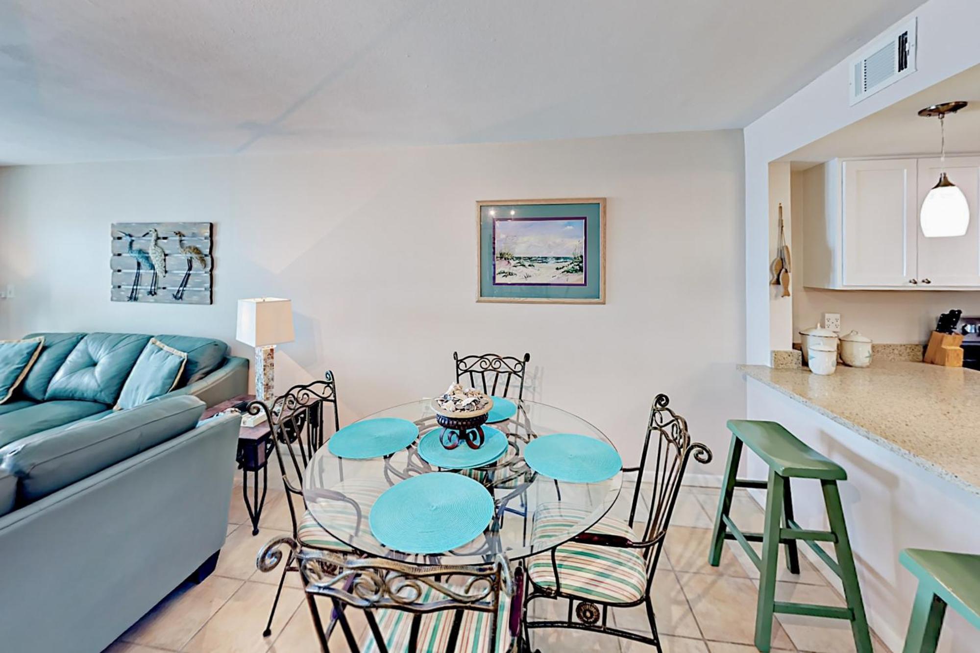 The Castaways Apartment Gulf Shores Room photo